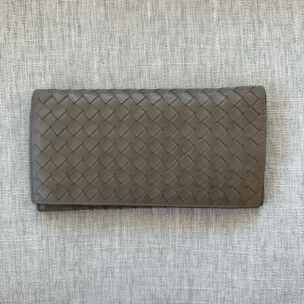 Bottega Veneta Intrecciato Long Wallet Bifold